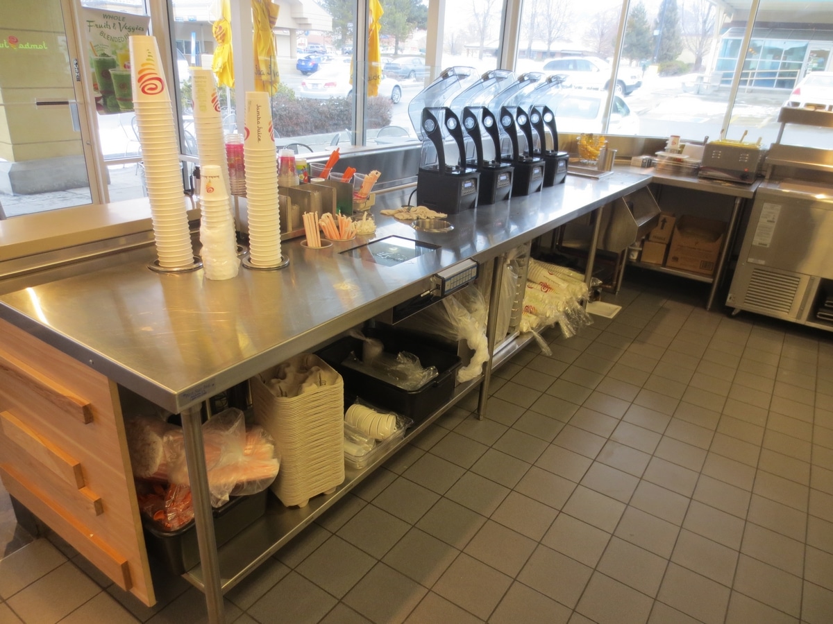 Jamba Juice in Jordan Landing JZW Architects