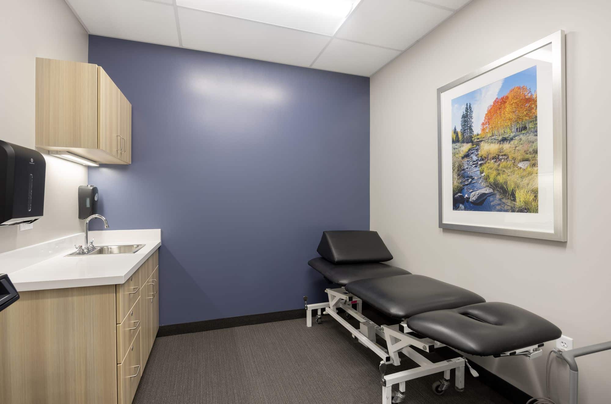 2311-10 Ogden WorkMed ClinicJZW ArchitectsCopyright 2023 / Meagan Larsen